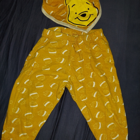 Disney Baby Winnie the Pooh 6-9 month Pants and Bib - Picture 2 of 3